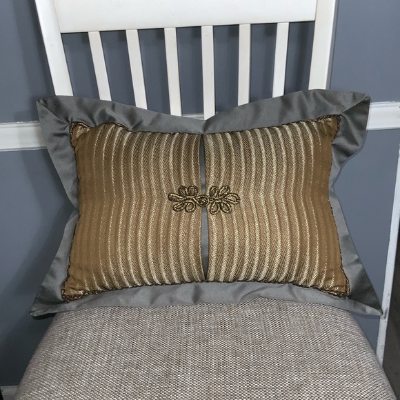 Waterford Home Décor Pillows for sale